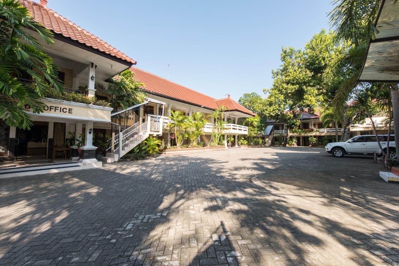 威士马加加酒店 Bojonegoro 外观 照片